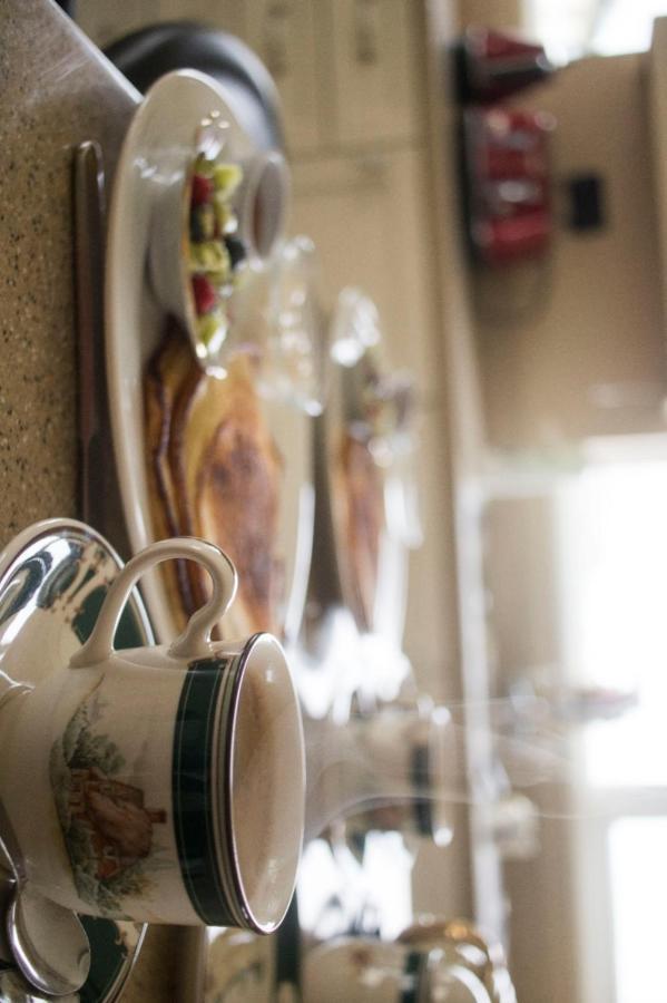 Lir B&B Multyfarnham エクステリア 写真