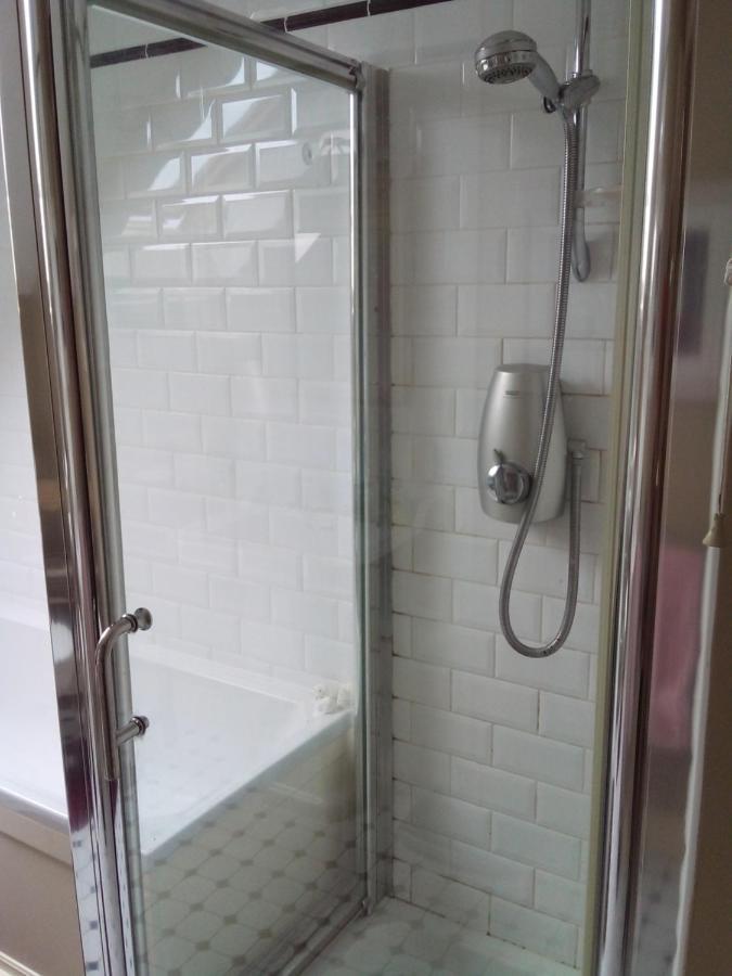 Lir B&B Multyfarnham エクステリア 写真