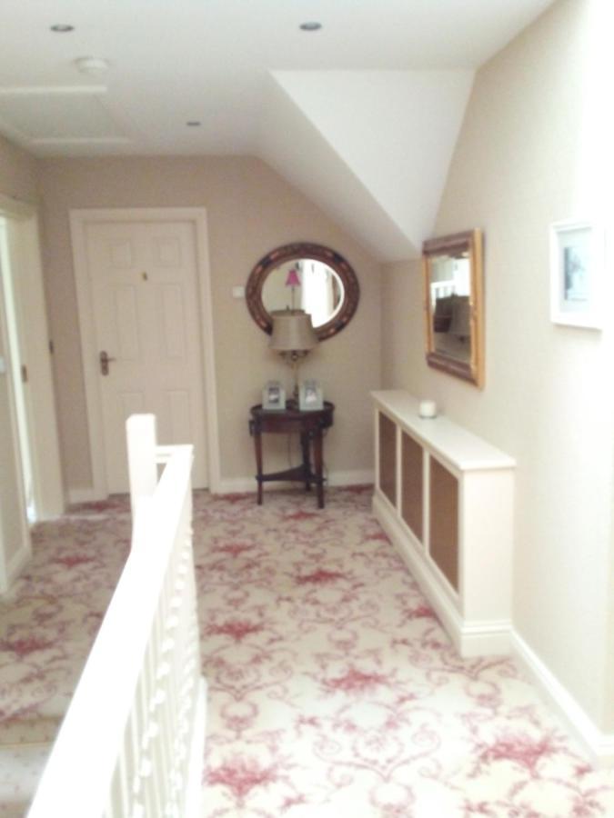 Lir B&B Multyfarnham エクステリア 写真
