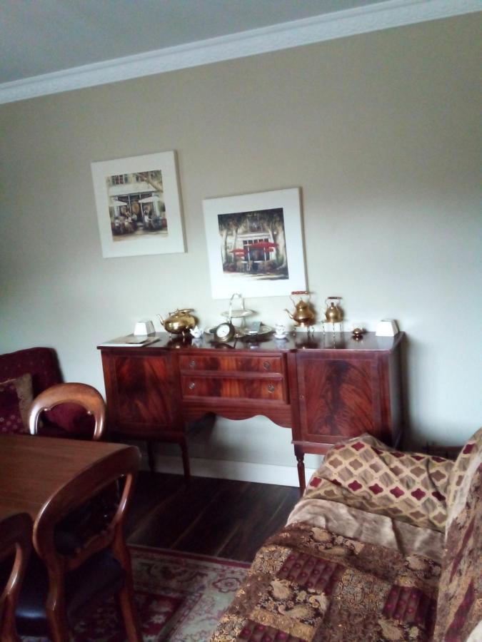 Lir B&B Multyfarnham エクステリア 写真