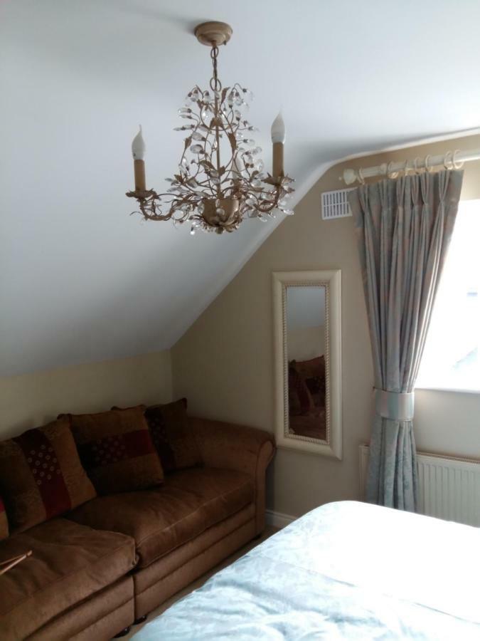 Lir B&B Multyfarnham エクステリア 写真